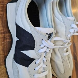 New Balance Women's Black and White 327 Sneakers